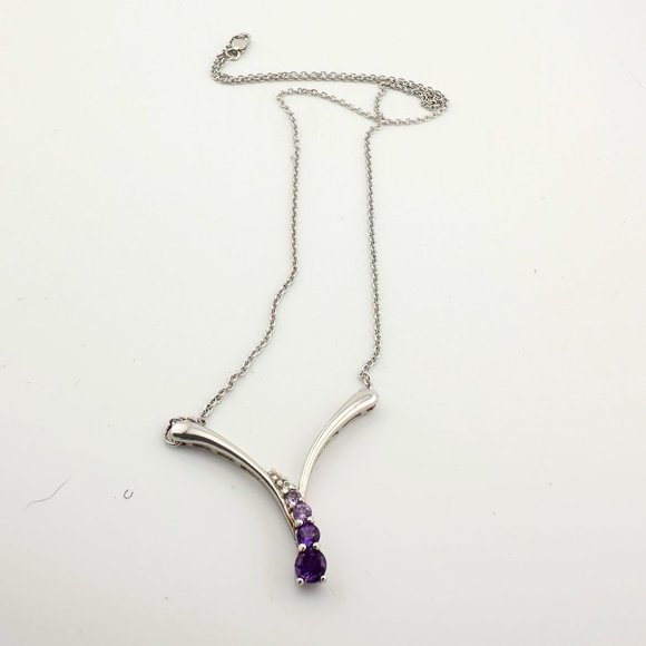 Beautiful African Amethysts graduating in size and color from pink to purples - - Picture 8 of 10